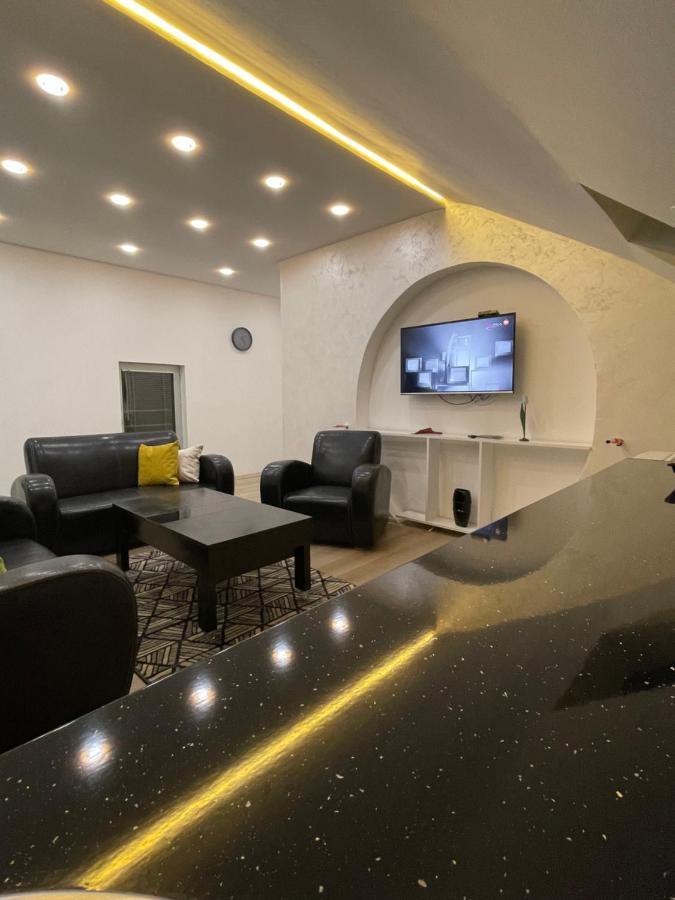 Luna Apartment Novi Pazar Extérieur photo